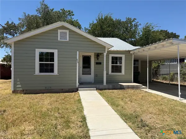 111 N 16th Street, Gatesville, TX 76528