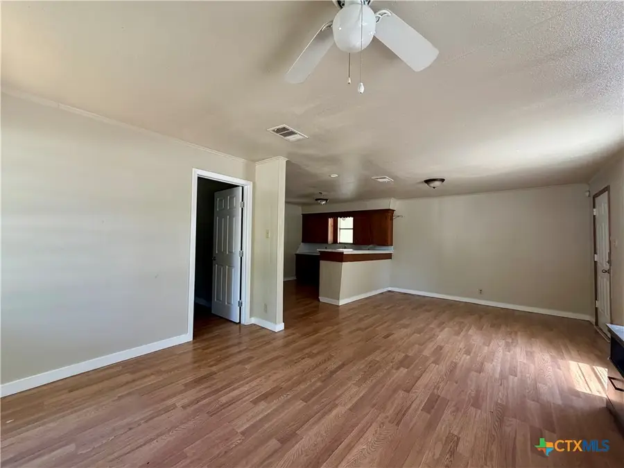 914 Kleine Street, Gonzales, TX 78629 - #3