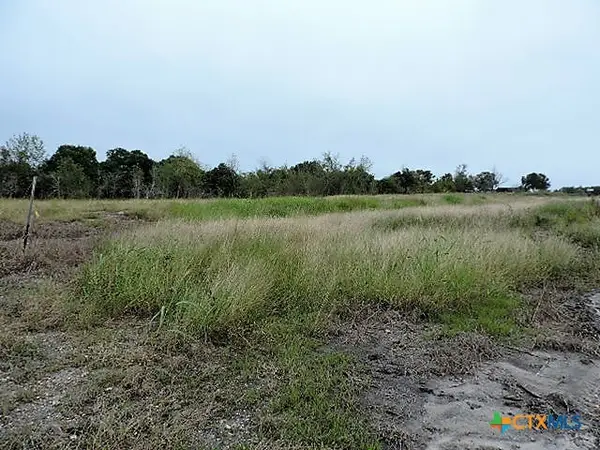 000 S Lee, Westhoff, TX 77994