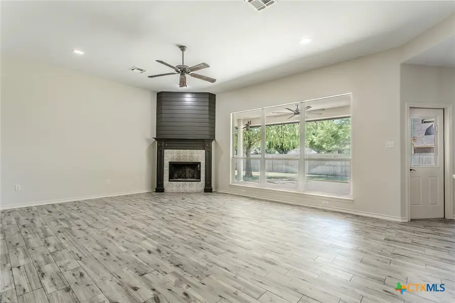 603 Newberry Court, Little River Academy, TX 76554 - #2