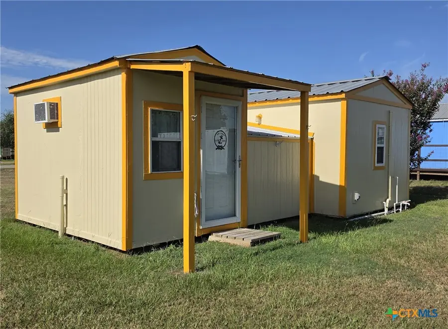 1006 W Dallas Avenue, Seadrift, TX 77983 - #2