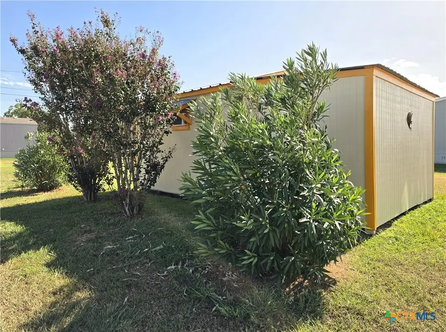 1006 W Dallas Avenue, Seadrift, TX 77983 - #3