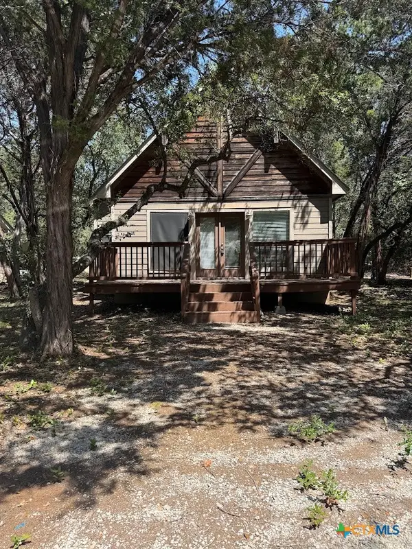 1256 Lonesome, Canyon Lake, TX 78133