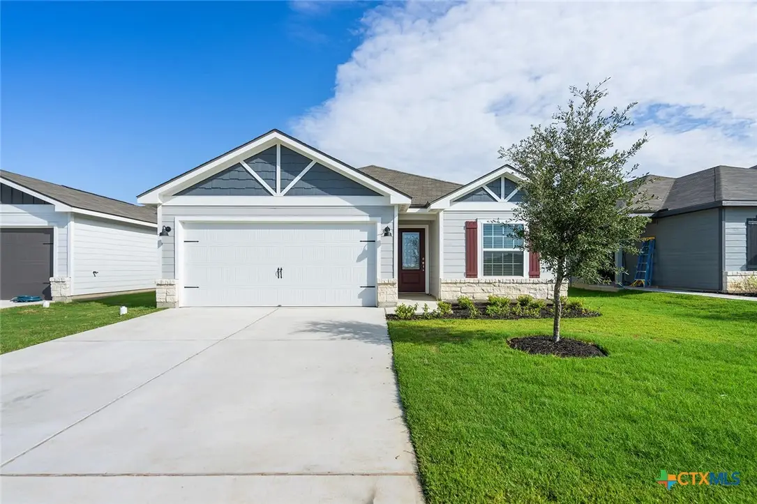 245 W Luna Blue Lane, Jarrell, TX 76537 - #1