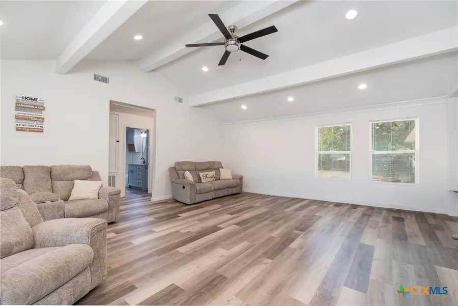 1704 N Hoover Avenue, Cameron, TX 76520 - #3