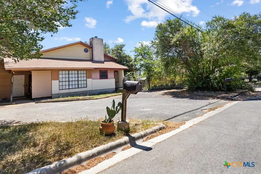 1203 Hazelton Street #B, San Marcos, TX 78666 - #3