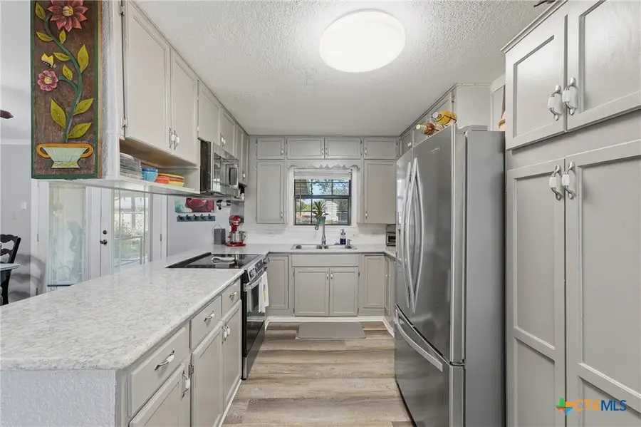228 S Ponton Street, Gonzales, TX 78629 - #2