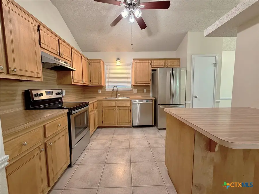505 Robertstown Road, Copperas Cove, TX 76522 - #3