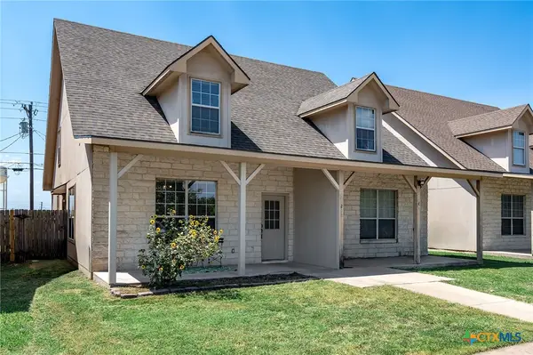 200 Sandstone Drive #E & F, Jarrell, TX 76537