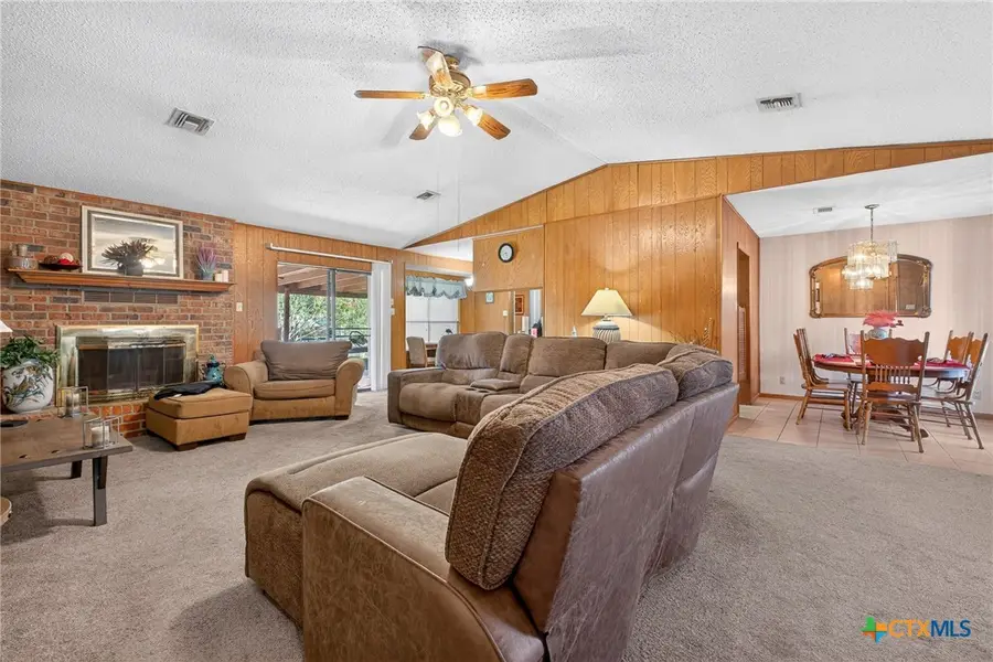 406 E Upshaw Avenue, Temple, TX 76501 - #3