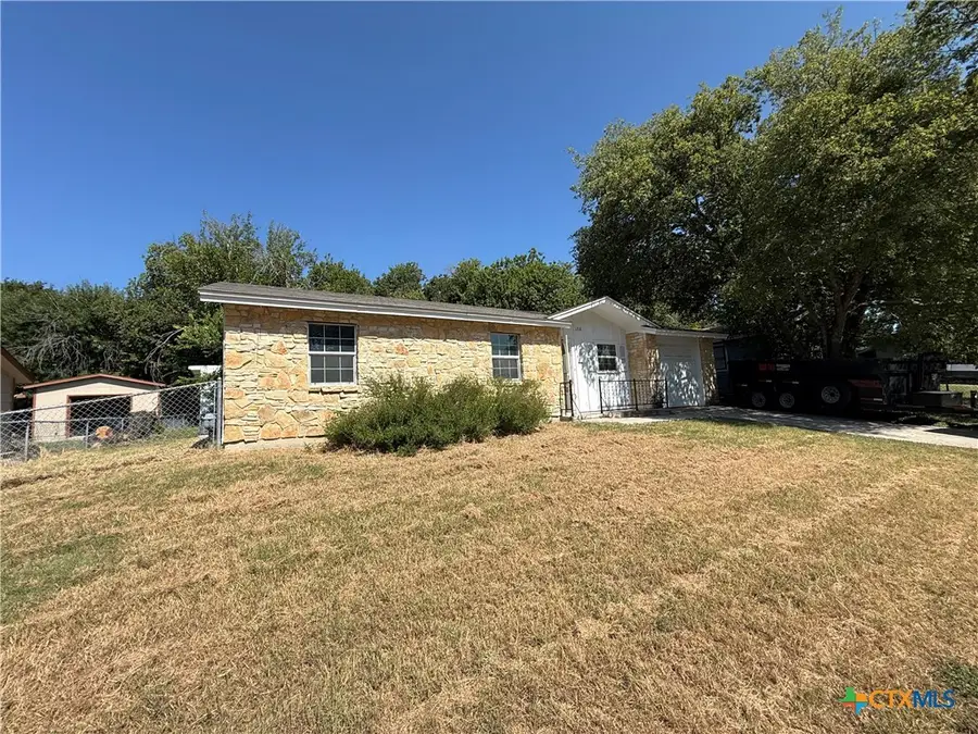 1208 S 19th Street, Copperas Cove, TX 76522 - #2
