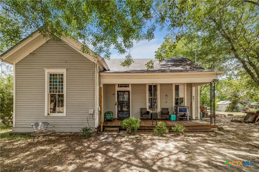 801 Josephine Street, Yoakum, TX 77995 - #2