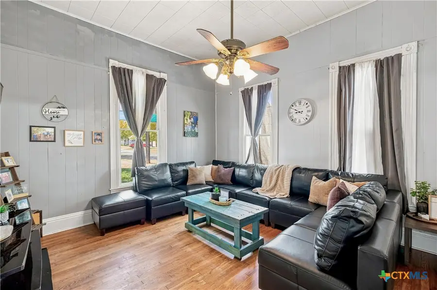 801 Josephine Street, Yoakum, TX 77995 - #3