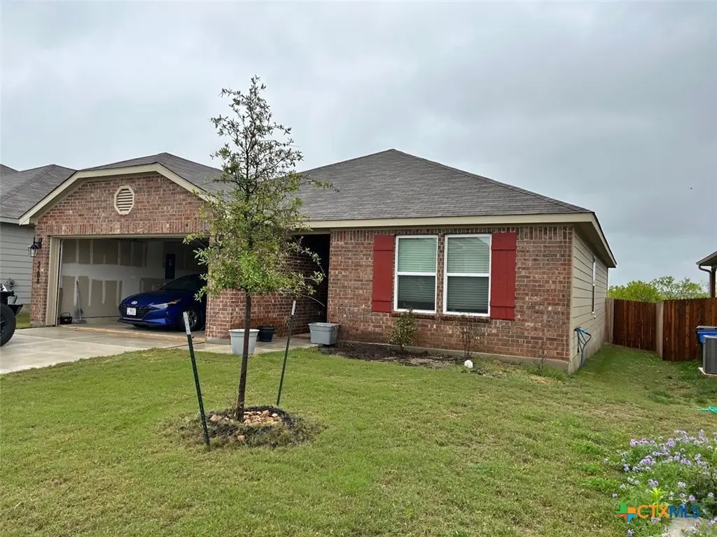 3208 Ridge Rover, Seguin, TX 78155 - #1