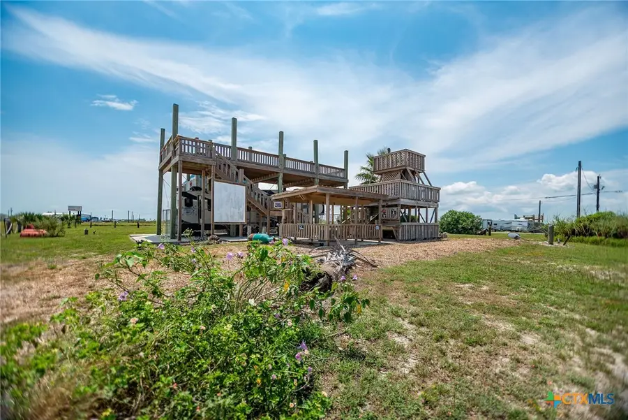 703 N Ocean Drive, Port Lavaca, TX 77979 - #2