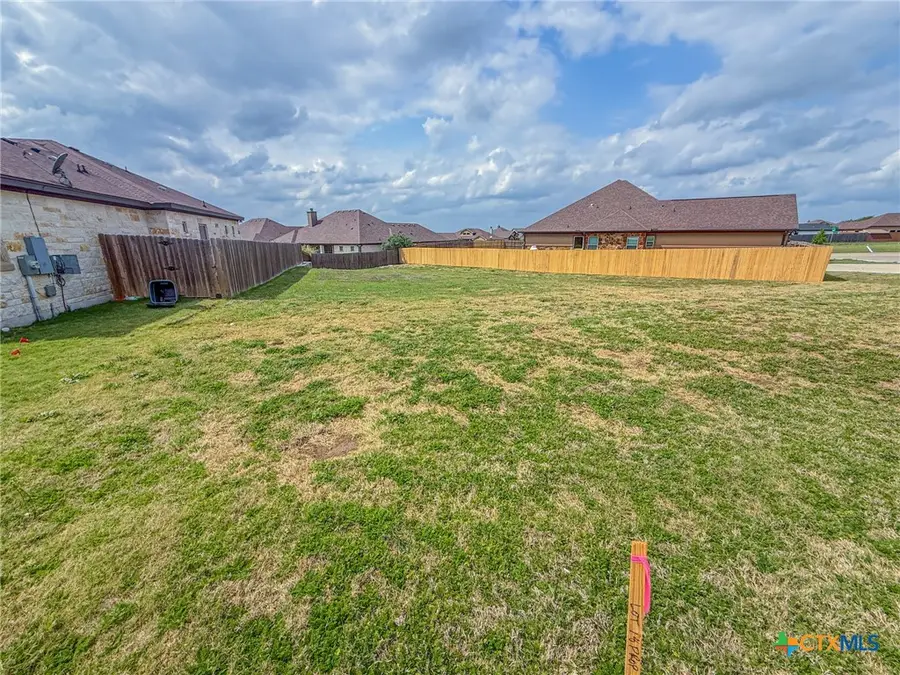 169 Greg Lane, Jarrell, TX 76537 - #3