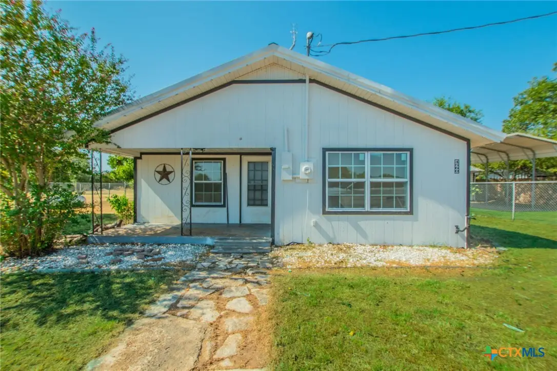 4560 County Road 107, Gatesville, TX 76528 - #1