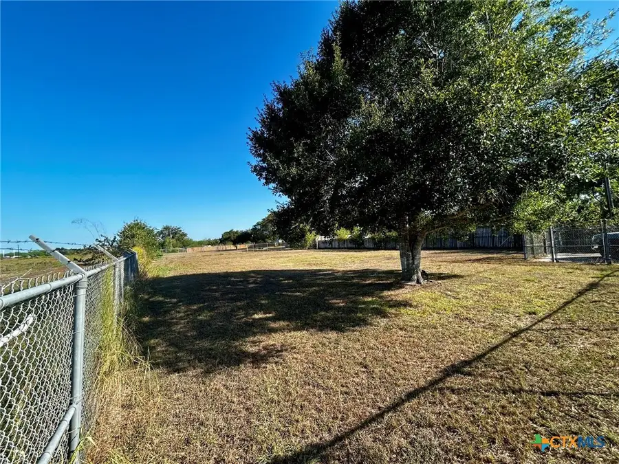 2205 Salem Road, Victoria, TX 77904 - #3