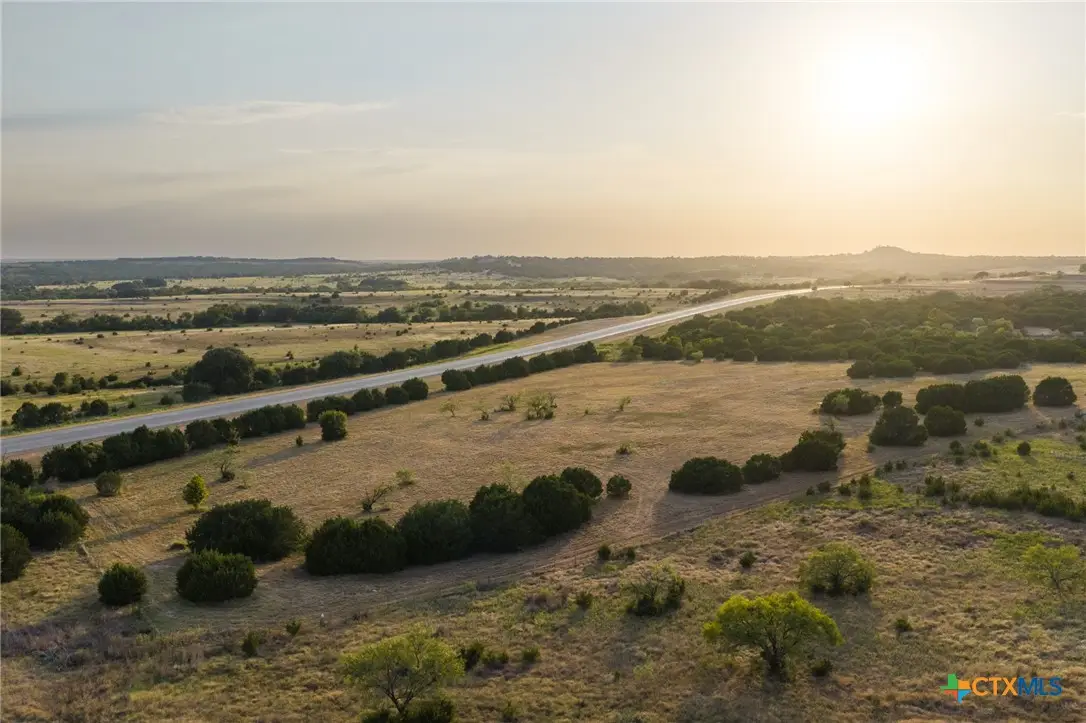 2892 N Us Highway 183, Lampasas, TX 76550 - #1