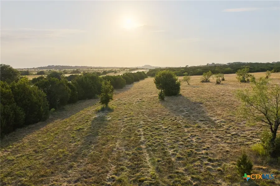 2892 N Us Highway 183, Lampasas, TX 76550 - #2