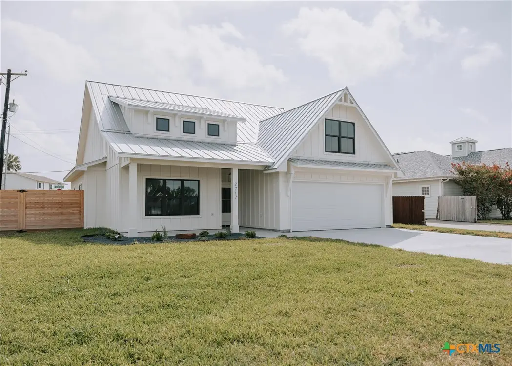 2717 Lakeview Drive, Rockport, TX 78382 - #1