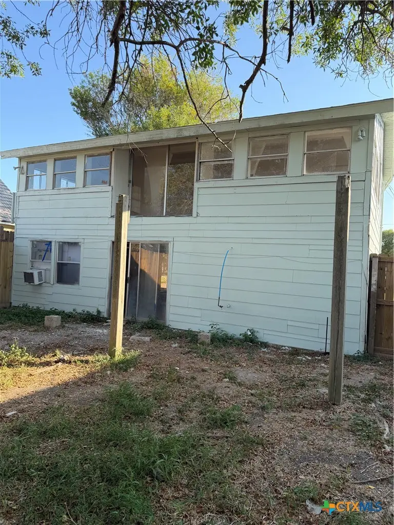 50 Cedar Alley, Port Lavaca, TX 77979 - #3