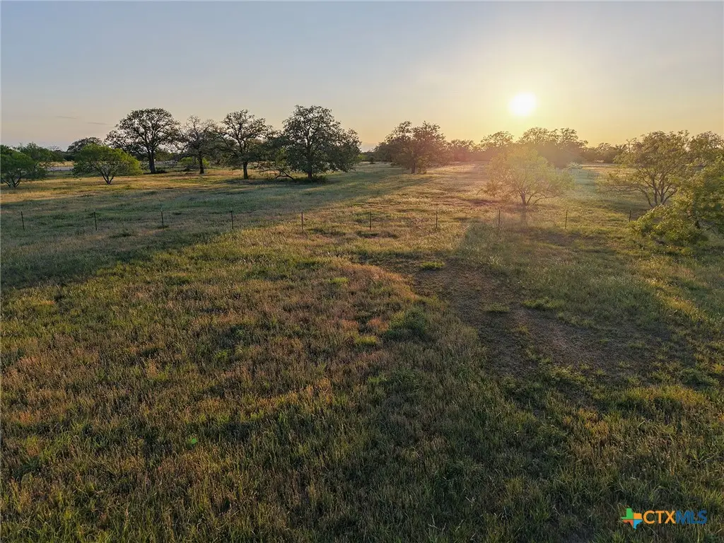 1018 Main Loop Road, Waelder, TX 78959 - #1