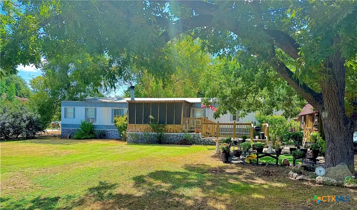802 N Glass Street, Franklin, TX 77856 - #1