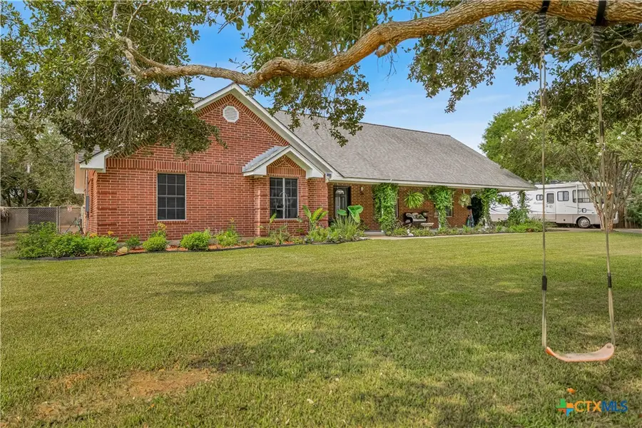 126 Lakeview Drive, Victoria, TX 77905 - #2