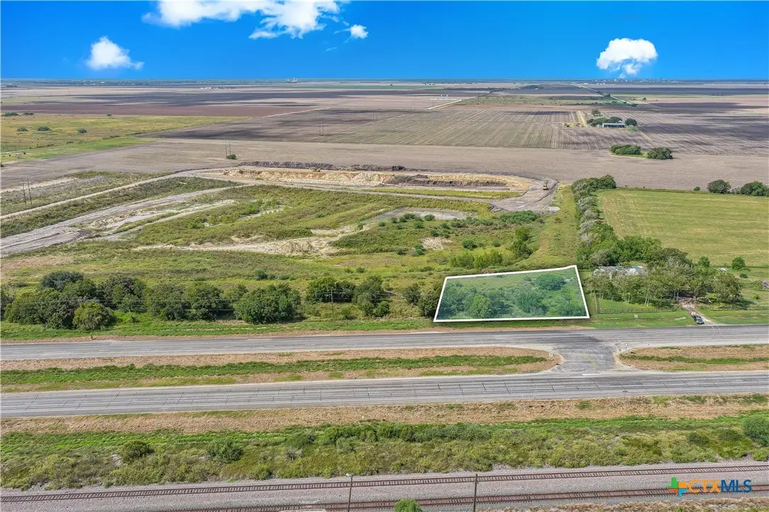 11833 Us Highway 87, Victoria, TX 77905 - #1