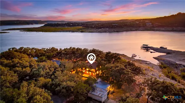 781 Lookout Drive, Lakehills, TX 78063