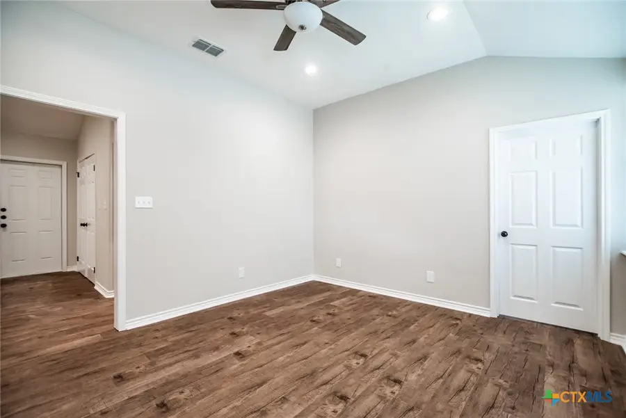 801 & 803 S Main Street, Victoria, TX 77901 - #2