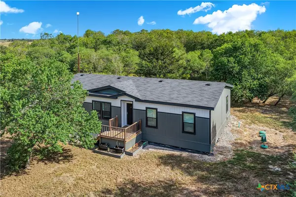 431 Jackson Road, Refugio, TX 78377