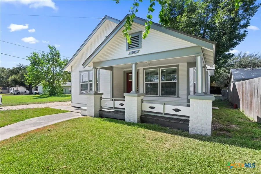 1903 E North Street, Victoria, TX 77901 - #2