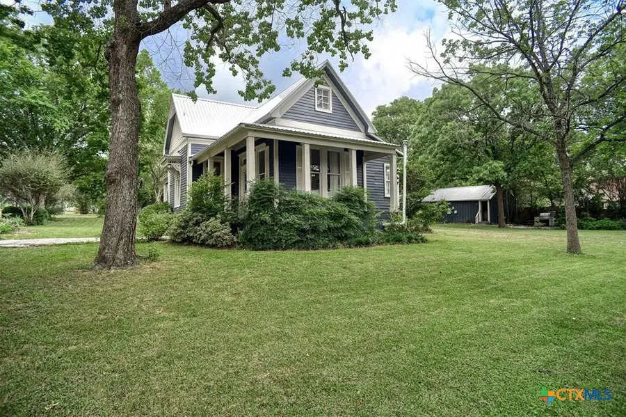 306 5th Ave, Smithville, TX 78957 - #3