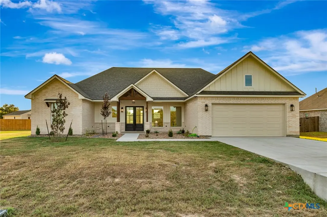 315 Dove Drive, Victoria, TX 77905 - #1