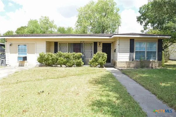 3308 Avondale Street, Victoria, TX 77901