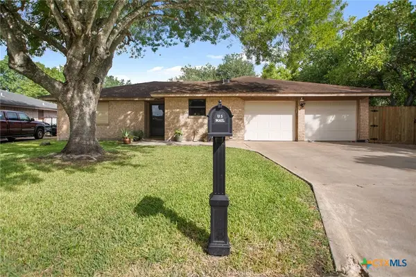 1601 Avalon Street, Port Lavaca, TX 77979