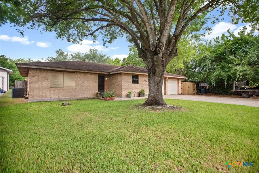 1601 Avalon Street, Port Lavaca, TX 77979 - #2