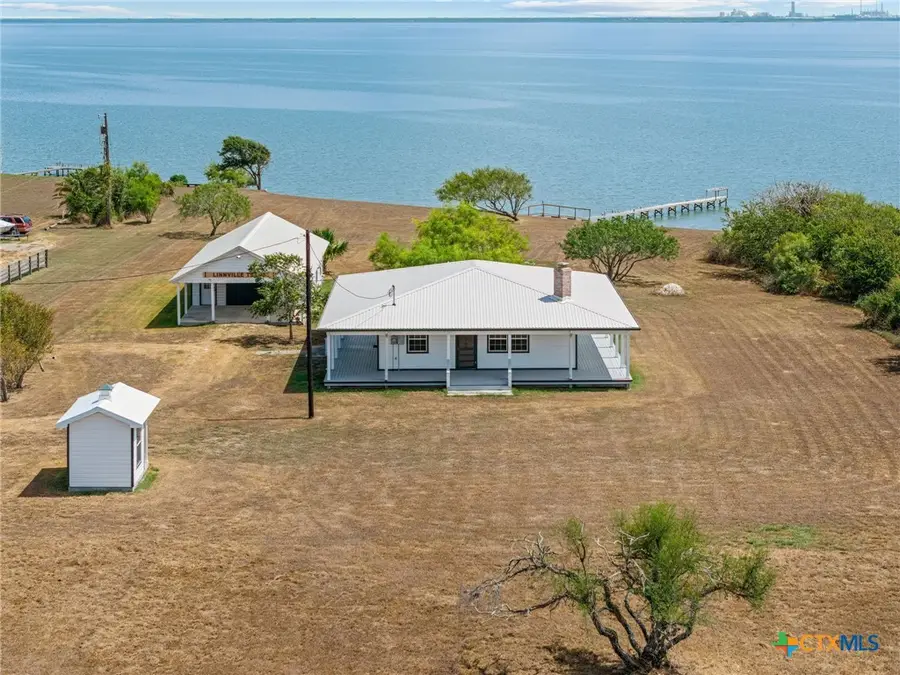 96 E Meadowlark Drive, Port Lavaca, TX 77979 - #2