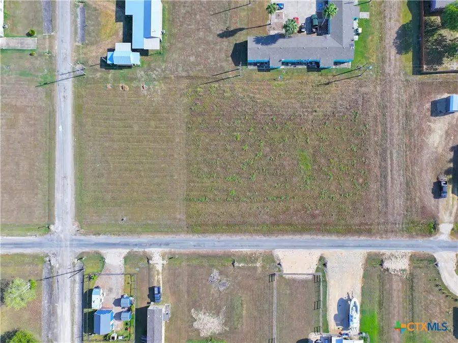 1305 W Bill Tindall Avenue, Seadrift, TX 77983 - #3