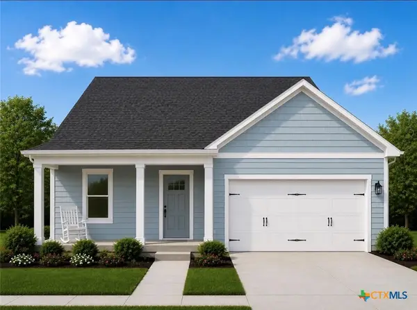 202 Fiona Circle, Victoria, TX 77904
