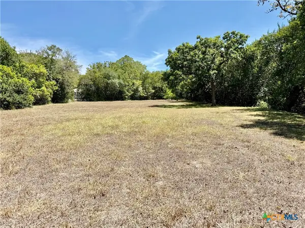 00 W North Street, Victoria, TX 77901