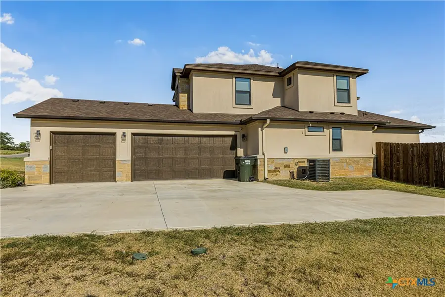 1018 Saddle Bluff Drive, Salado, TX 76571 - #2