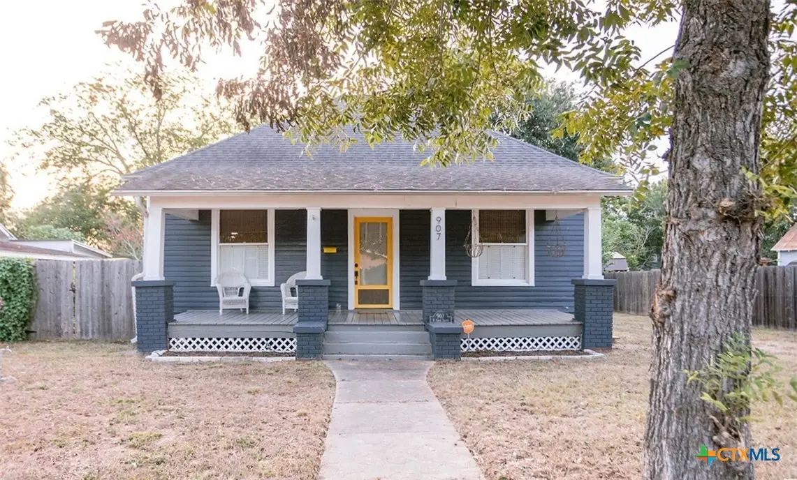 907 N Craig Street, Victoria, TX 77901 - #1