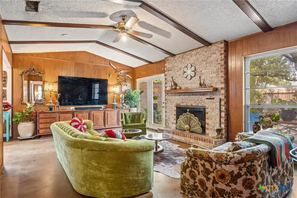 3304 Whitepine Drive, Austin, TX 78757