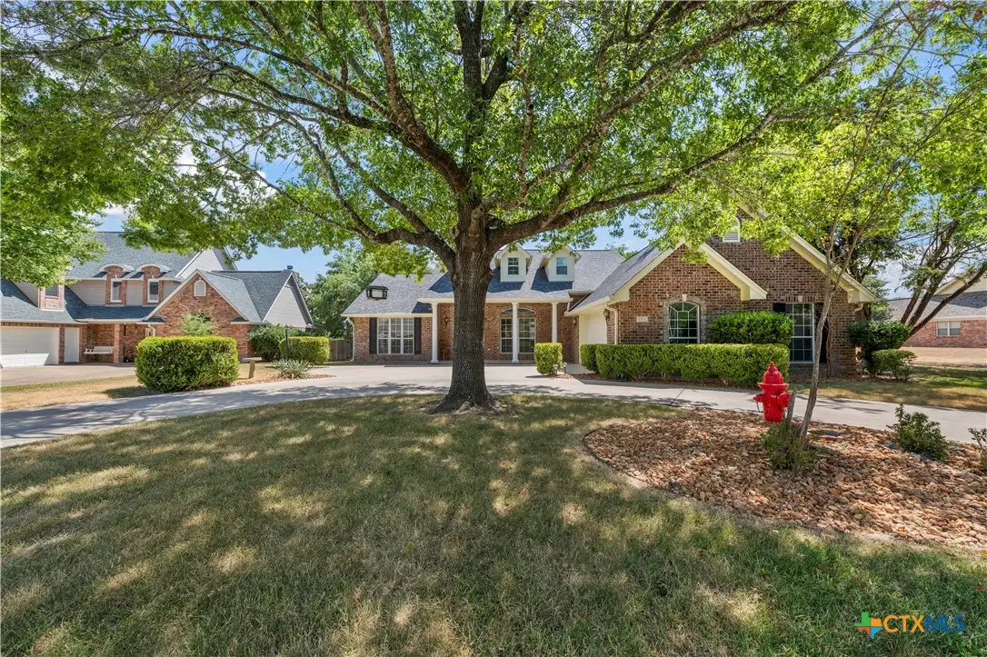 3900 Chisholm Trail, Salado, TX 76571 - #1