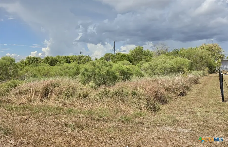 606-608 W Toledo Avenue, Seadrift, TX 77983 - #2