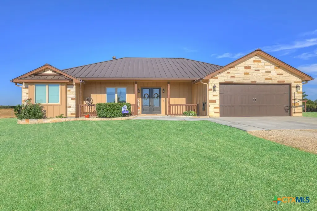 8383 N State Highway 123, Seguin, TX 78155 - #1