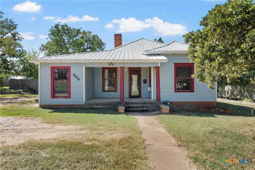 506 E Main Street, Hamilton, TX 76531 - #1